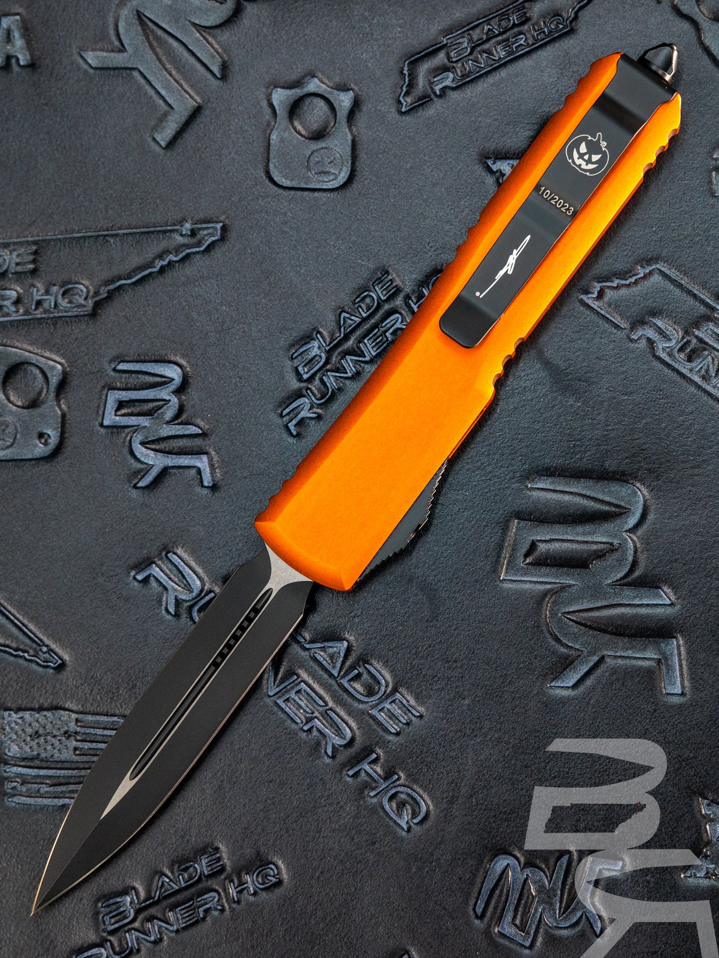 MICROTECH ULTRATECH OTF AUTOMATIC KNIFE HALLOWEEN ORANGE 3.4" DAGGER BLACK 122-1HWS