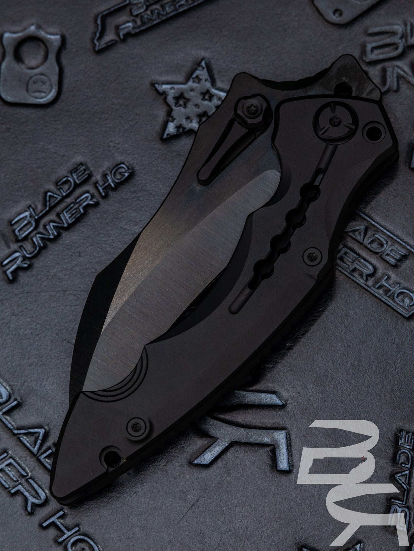 MAXACE HELA FOLDING SCYTHE POCKET KNIFE BLACK TITANIUM HANDLE M390 DLC SATIN BLADE M20B