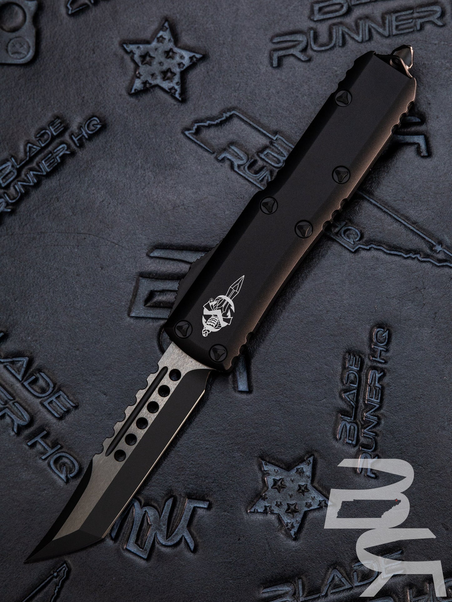 MICROTECH UTX-85 OTF KNIFE- HELLHOUND EDGE- TACTICAL- BLACK HANDLE- BLACK BLADE- BLACK HARDWARE 719-1 TS
