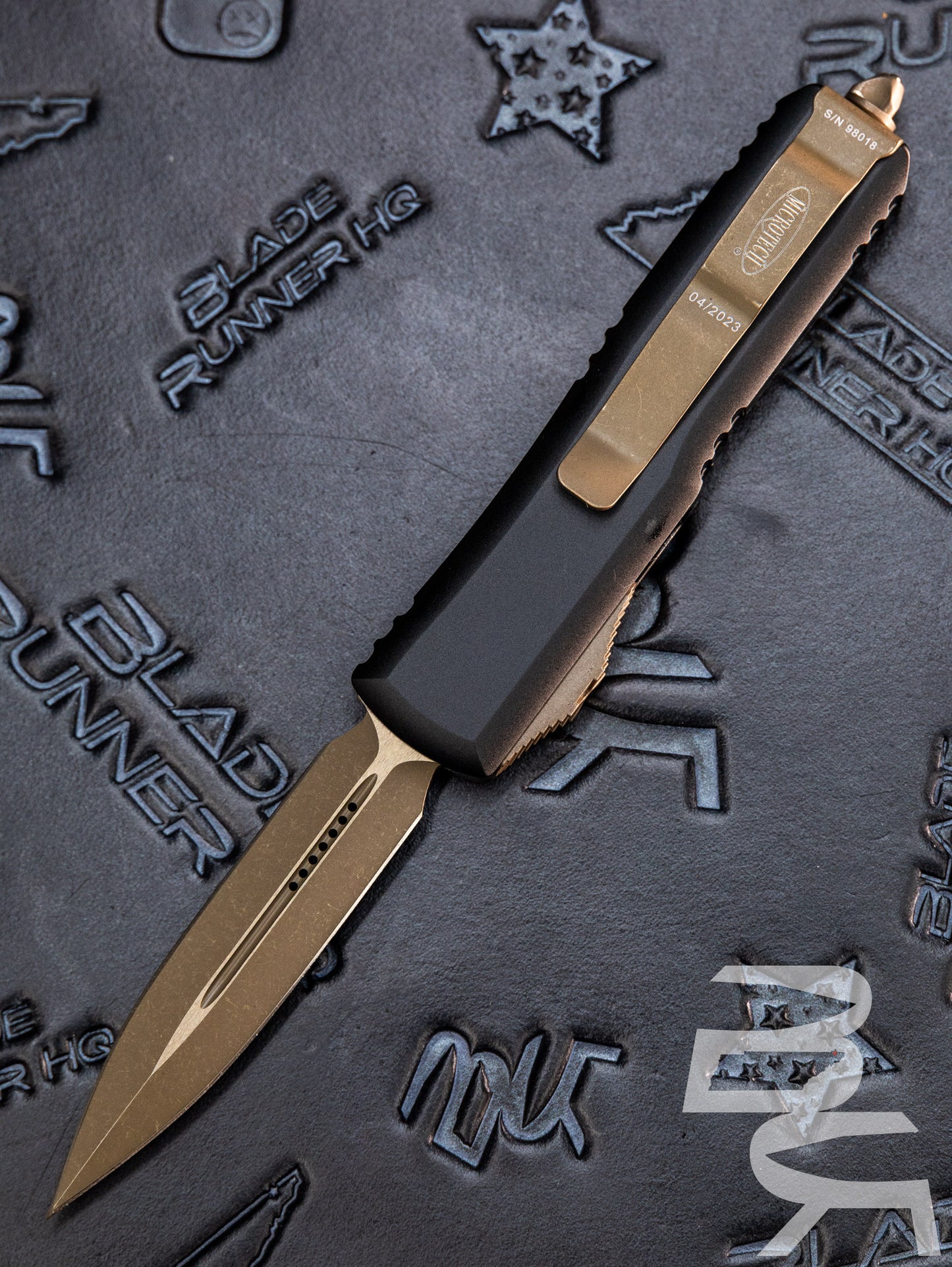 Microtech 232-13AP UTX-85 D/E - Black Handle - Bronze Apocalyptic Blade
