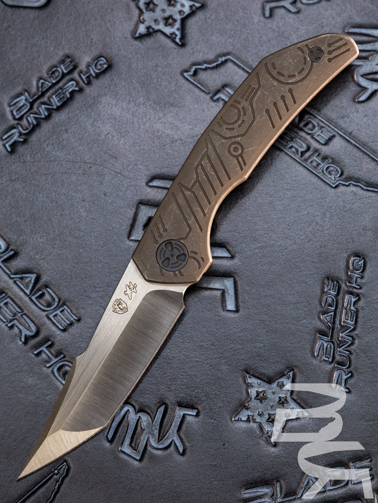 Pre Owned WingManEDC John Barker Ferus KickStop Flipper Knife 3" M390 Compound Tanto Blade, Integral Titanium Handles with 3D Bronze Titanium Inlays, Frame Lock - WME-FERUS-MTBRT