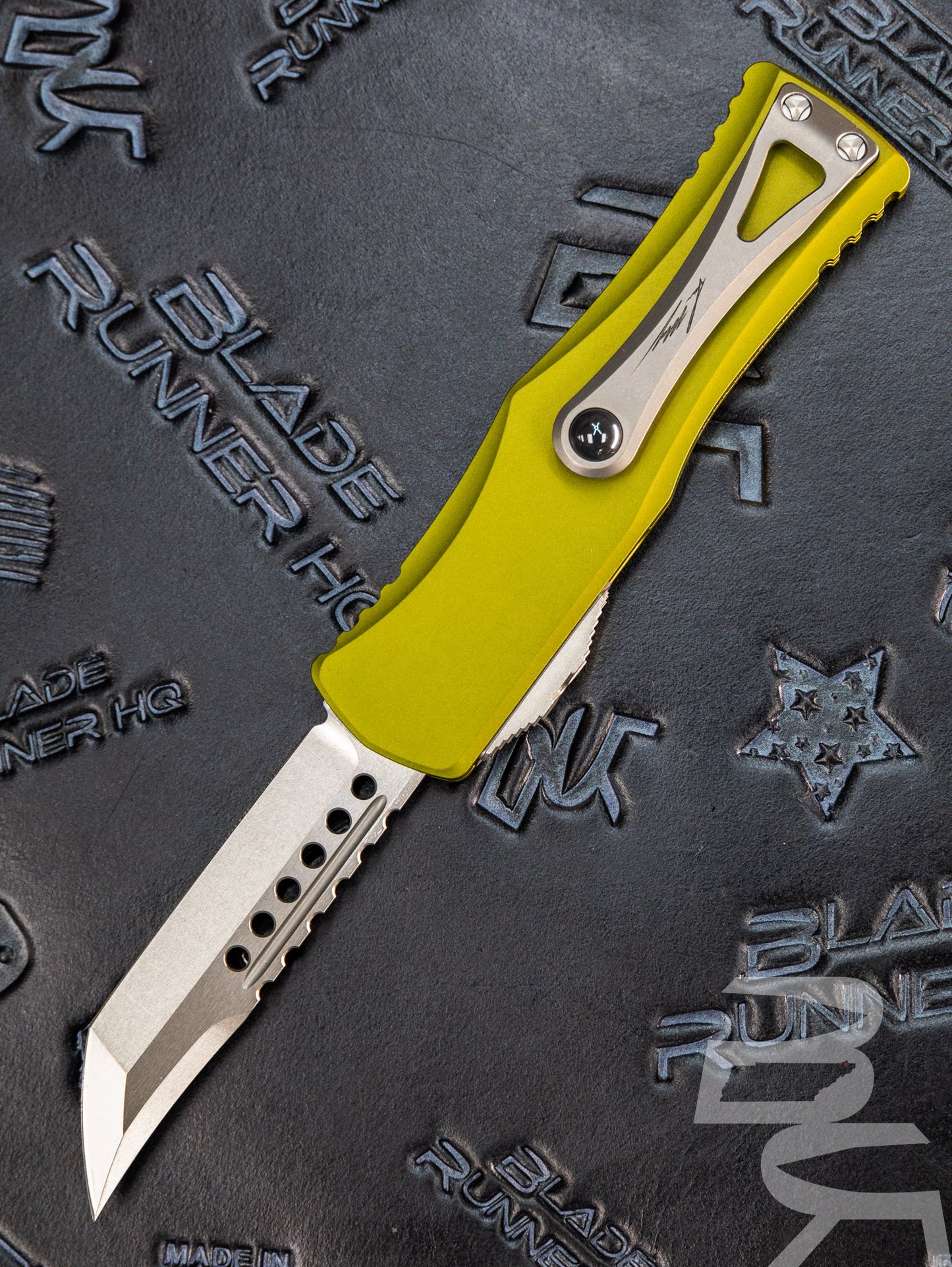 Microtech 919-10ODS Signature Series Hera OTF AUTO Knife 3.125" Stonewashed Hellhound Tanto Blade, OD Green Aluminum Handles
