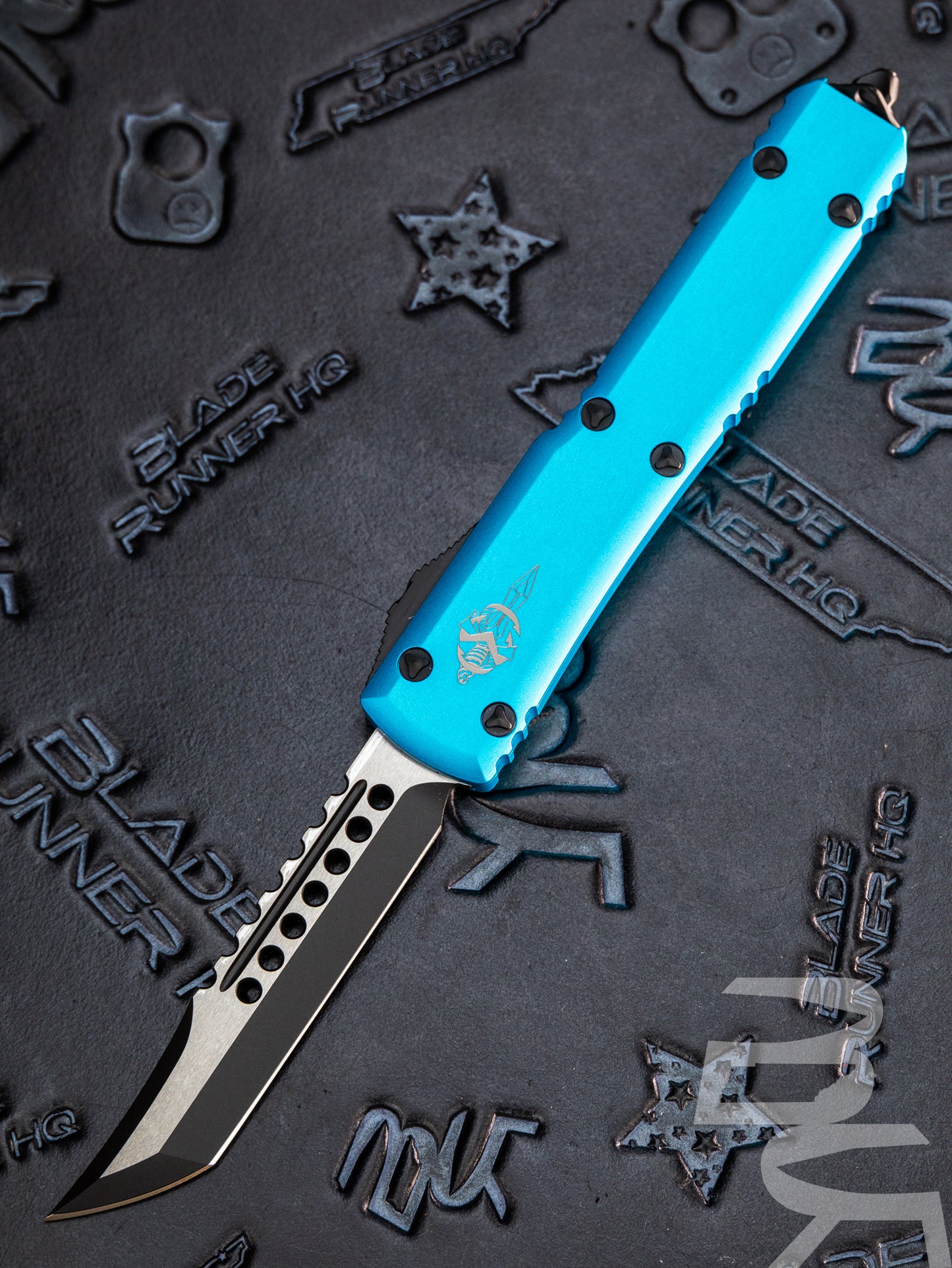 Microtech Ultratech Hellhound T/E Turquoise Black Standard Signature Series 119-1TQS