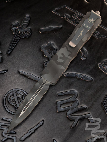MICROTECH DIRAC OTF KNIFE- DOUBLE EDGE- URBAN CAMO FINISHED HANDLE- URBAN CAMO PLAIN EDGE BLADE 225-1 UCS
