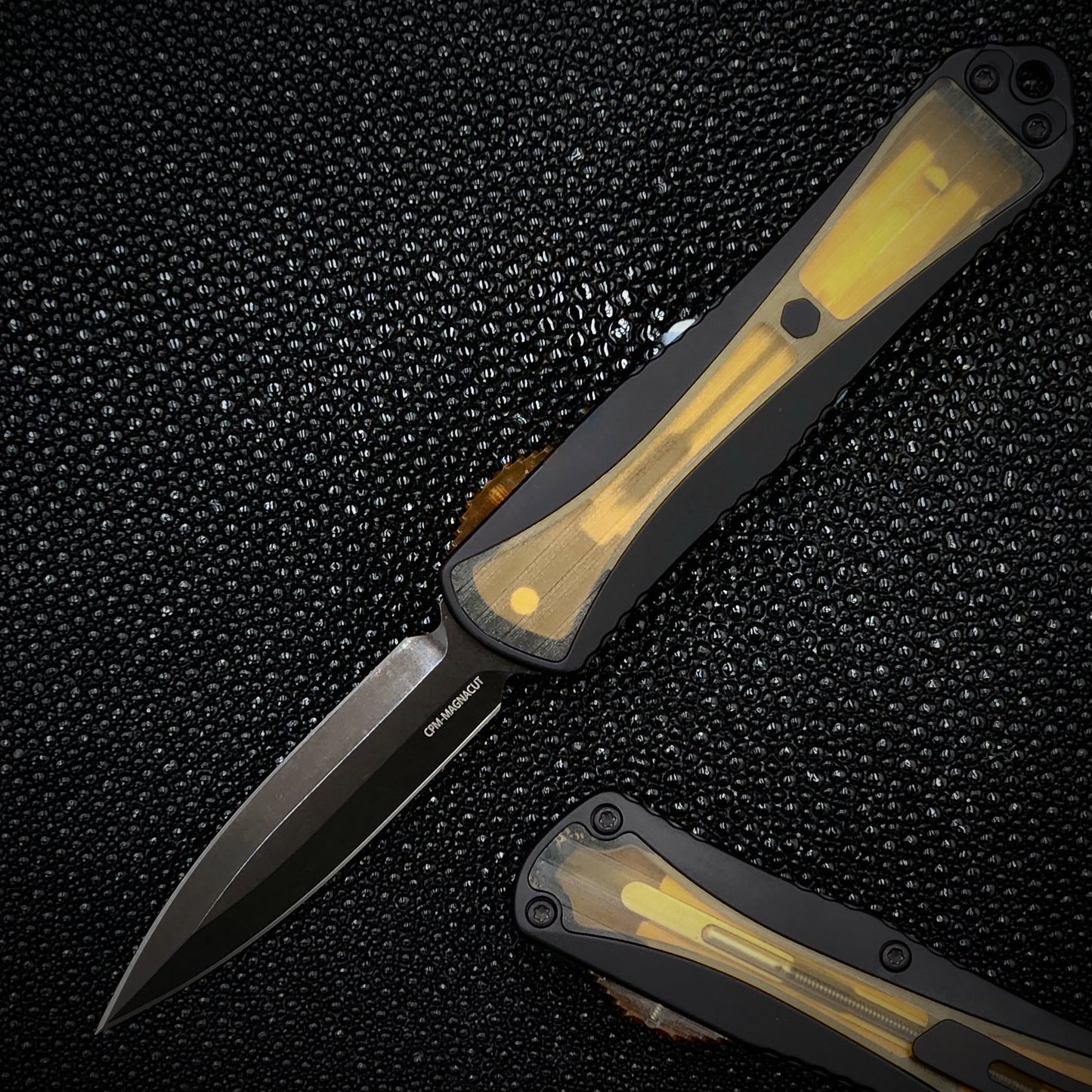Heretic Knives Manticore E Ultem Inlay, DLC Double Edge, H028-6A-ULTEM