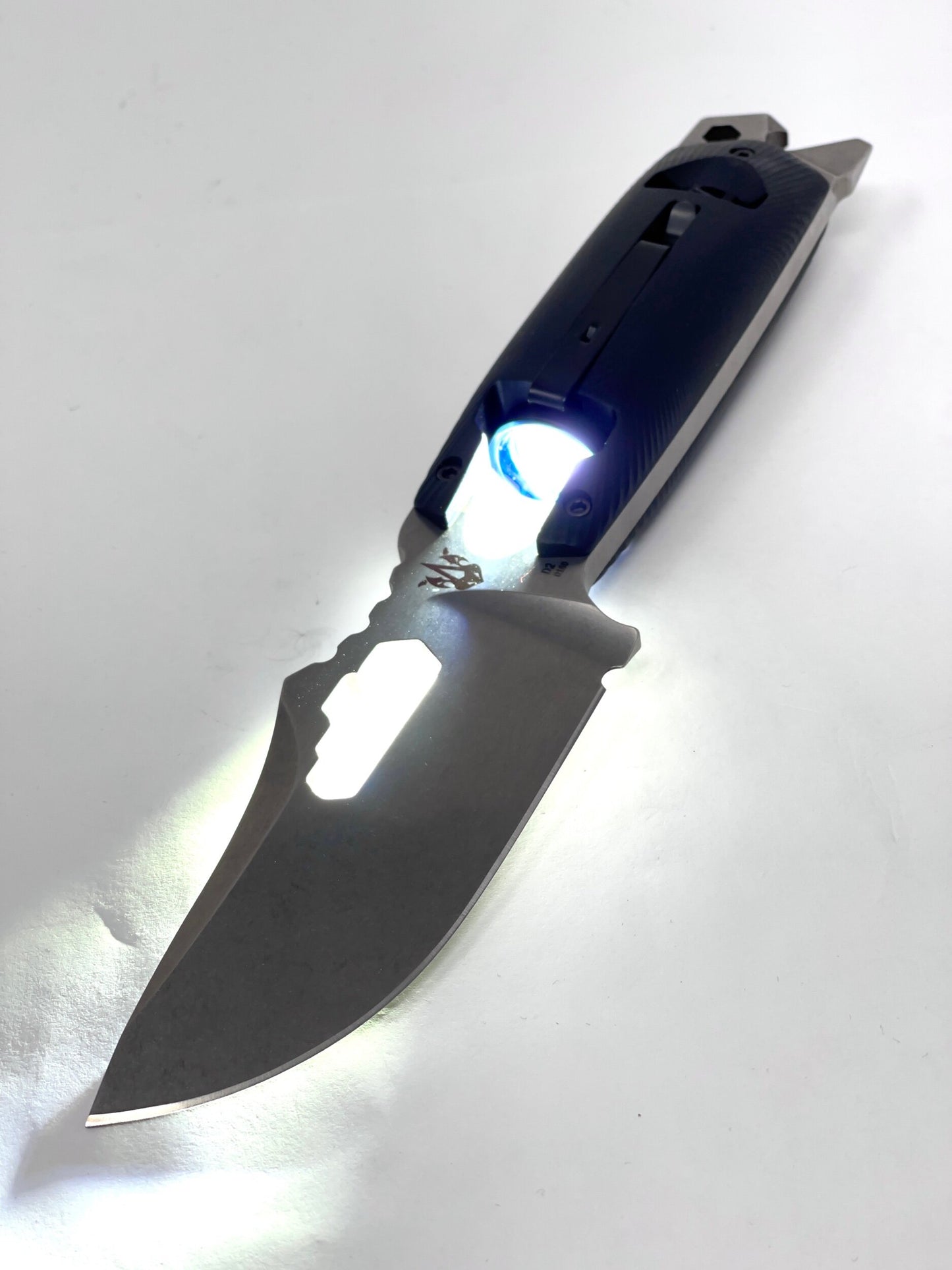 Southern Grind Rhino Knife w Pelican Case D2
