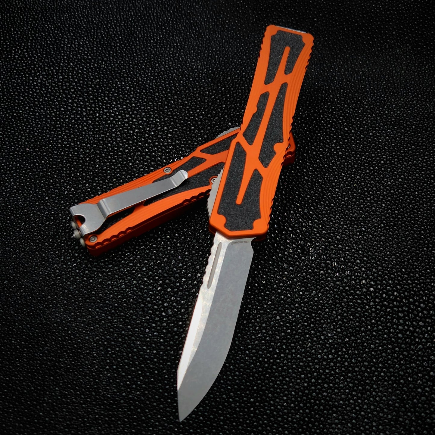 Heretic Knives Colossus Magnacut Stonewashed S/E, Orange Handle Standard Clip & Hardware