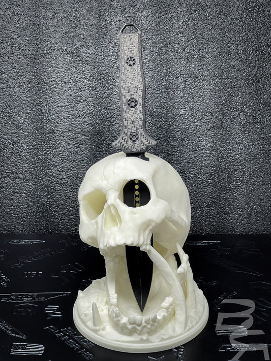 Skull Stand For Heretic Nephilim